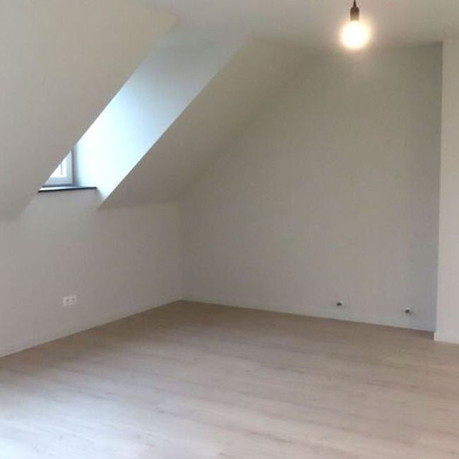 Woning te huur in Koersel voor € 1.400 met 4 slaapkamers - Photo 1