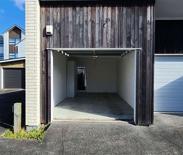 Great Family Home in Hobsonville - Photo 6