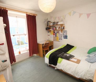 Albany Place, Falmouth - Photo 1