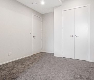 Best Apartment - Photo 3
