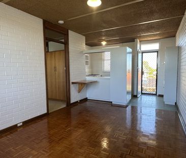 23/221 Clontarf Road, Hamilton Hill, WA 6163 - Photo 4