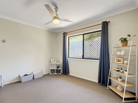 4 Bedroom Home in Prime Parklakes Estate!!! - Photo 2