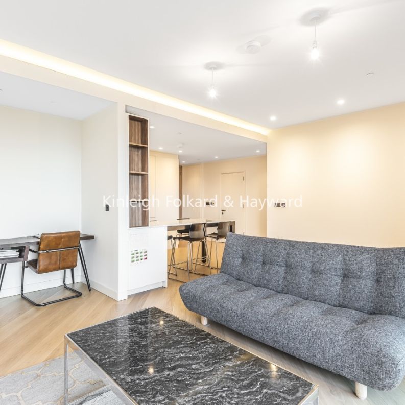 Wood Crescent, London, W12 - Photo 1