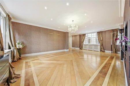 4 bedroom flat to rent - Photo 2