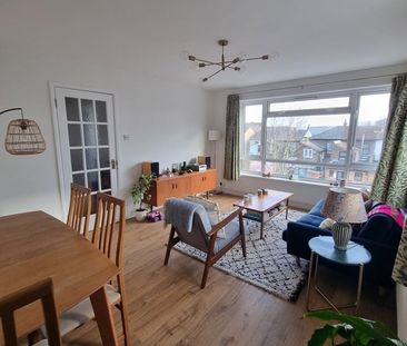 2 Bed Flat, Ryder Court, E10 - Photo 4