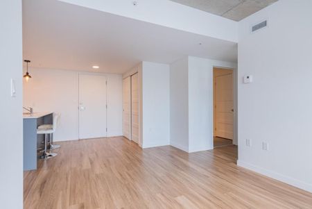 Appartement à louer - Photo 2