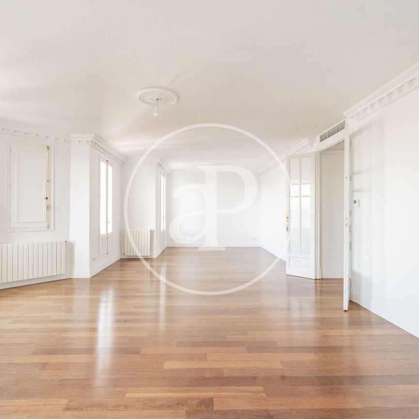 Flat for rent in Recoletos(Madrid) - Foto 1