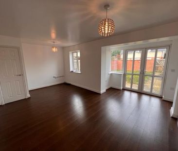 3 bedroom property to rent - Photo 1