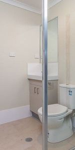 2 Bedroom Modern Duplex - Photo 4