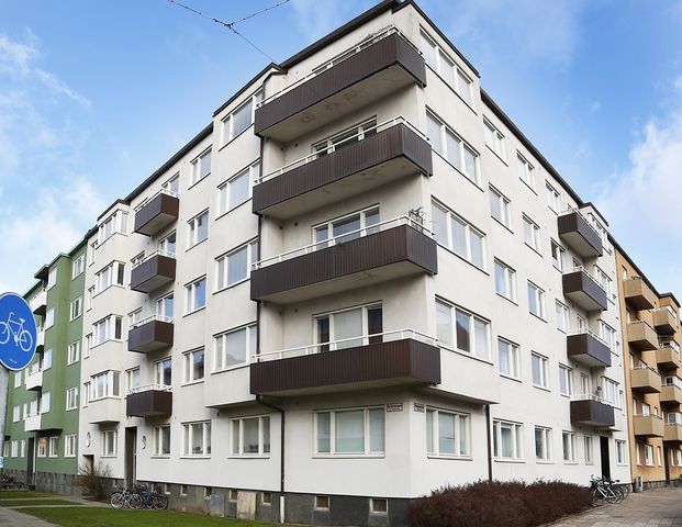 Ö Rönneholmsv 27 C - Photo 1