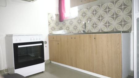 Studio/Γκαρσονιέρα για ενοικίαση Νεράντζα (Βέλο) - Photo 3
