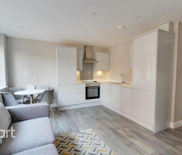 1 bedroom apartment to rent - Photo 2