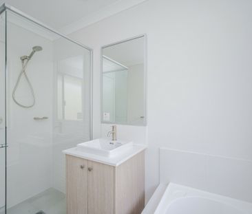 Brand new home awaits - Photo 3