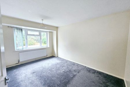 Copperfield Road - Photo 2