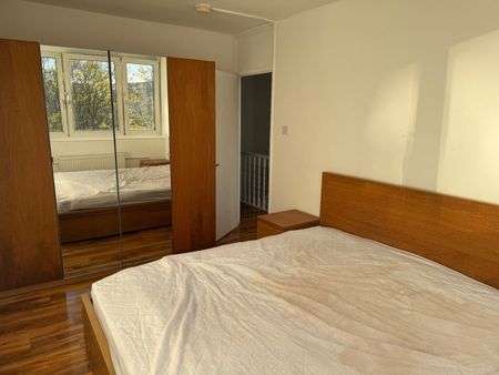 3 Bed Maisonette, Giraud Street, E14 - Photo 5