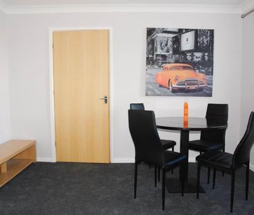 2 Bedroom Apartment - Photo 3