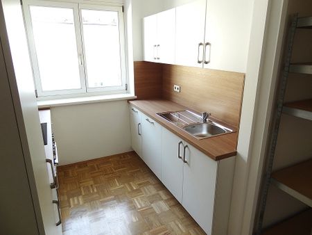 Gemütliche Mietwohnung mit neuer Einbauküche, Terrasse und Lift, in der Nähe vom Bahnhof Feldbach …! - Foto 5