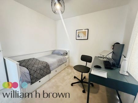 Doughton Road, Colchester, Kelvedon - Photo 2