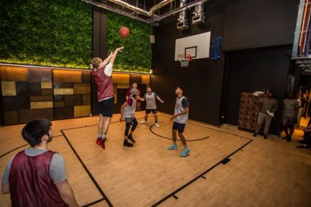 Ultra Premium 5 Bed Apartment Larger Room - Photo 2