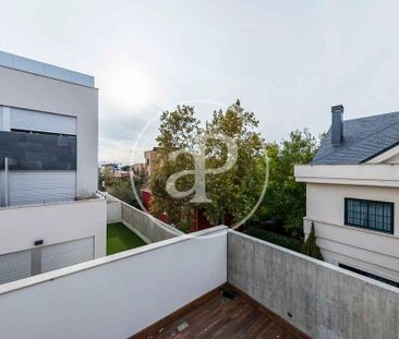 5 bedroom luxury Villa for rent in Ciudad Lineal, Spain - Foto 3