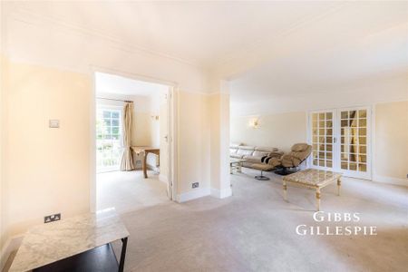 6 bedroom detached house to rent - Photo 3