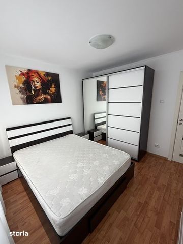 De inchiriat ap 3 camere Eremia - Fotografie 3