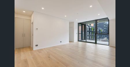 Modern three bedroom apartment in downtown Zetland - Photo 2