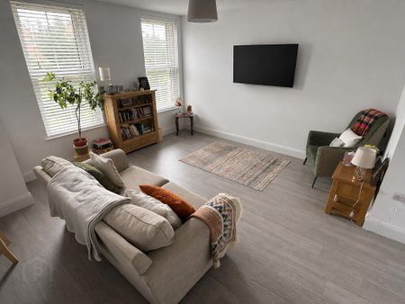 Apt 1 24 Foxwood Hall, Lurgan, BT66 7XS - Photo 2