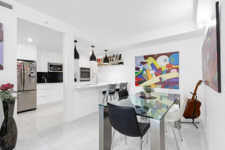 1181 Rue Bishop, Montréal (Ville-Marie), QC H3G - Photo 2