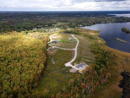 For Lease - 7 Nipigon Street, Kawartha Lakes, Ontario - Photo 4