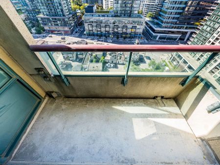 For Lease - 238 Doris Avenue Unit# 2001, Toronto, Ontario - Photo 2