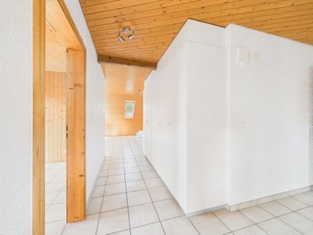 Grosszügige 3.5-Zimmer Wohnung mit Pool & Bergsicht Ihr neues Zuhause in Alterswil - Photo 3