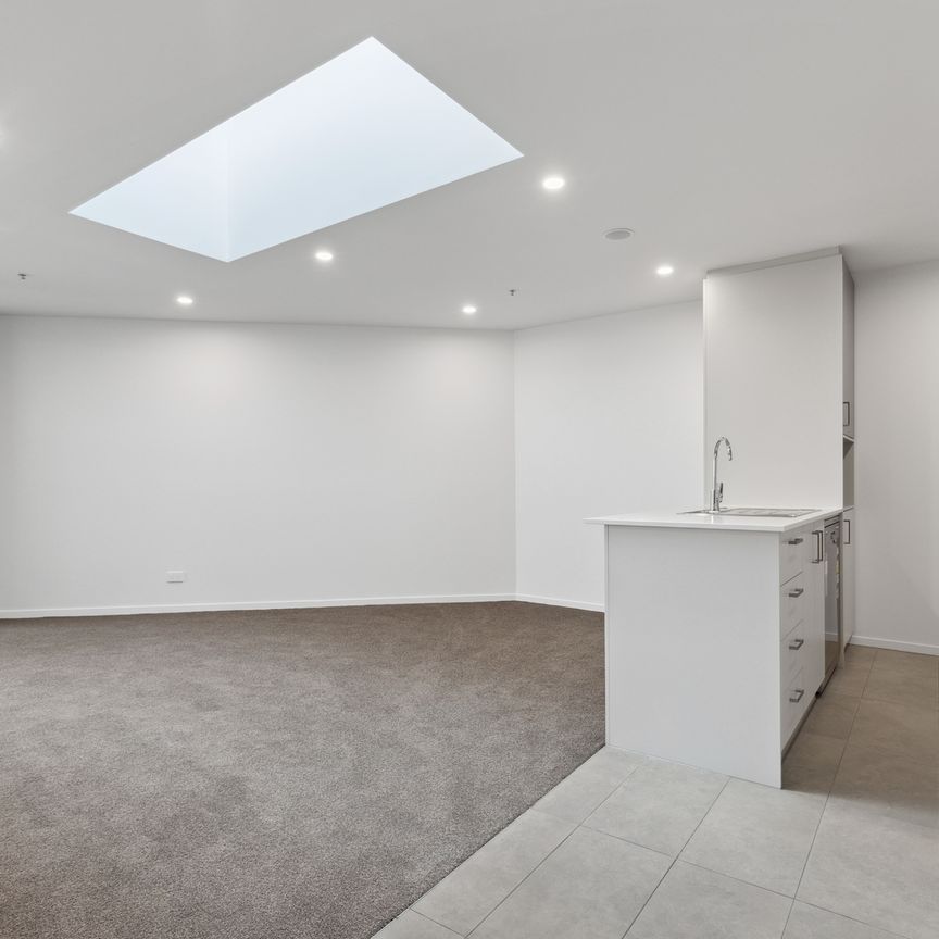Location. Amenities. Waterside living. - Photo 1