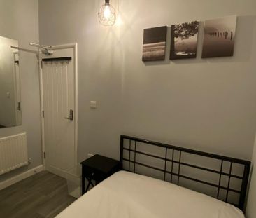 6 bedroom semi-detached house to rent - Photo 6