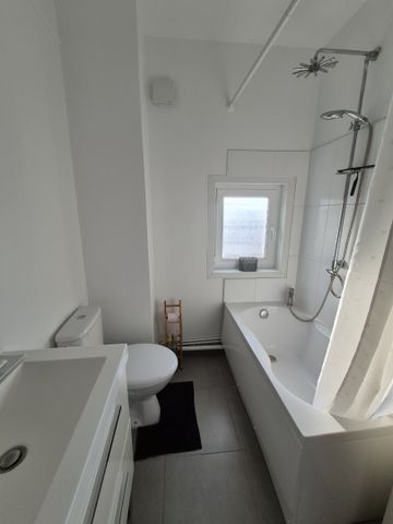 Location Appartement 2 pièces 33m² LENS 62300 - Photo 5