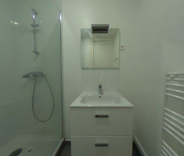 APPARTEMENT T3 A LOUER - LYON 7EME ARRONDISSEMENT - 55.36 m2 - 920 ... - Photo 4