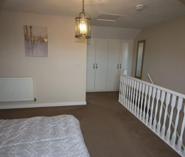 3 bedroom semi-detached house to rent - Photo 4