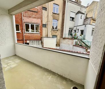 Appartement te huur - Photo 1
