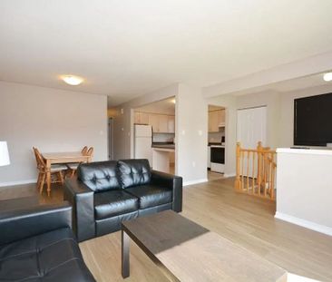 For Lease - 26 Louise Lane Unit# Main Fl, Orillia, Ontario - Photo 4