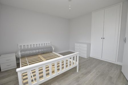 1 bedroom house of multiple occupation to rent - Photo 3