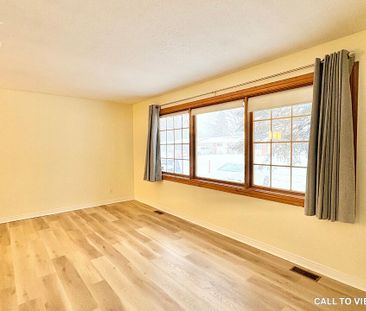 BEAUTIFUL 3-BEDROOM MAIN LEVEL UNIT IN A FAMILY-FRIENDLY NEIGHBORHOOD - Photo 3