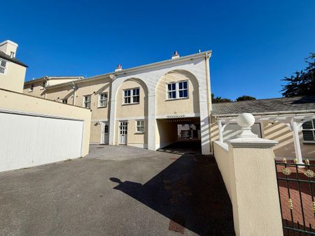 2 bedroom terraced house to rent - Photo 2