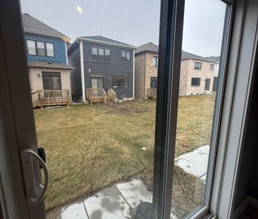 For Lease - 117 Keelson Street, Welland, Ontario - Photo 4