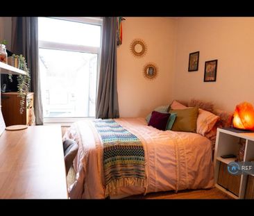 6 bedroom terraced house to rent - Photo 5