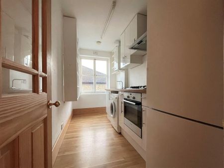 2 bedroom apartment to rent - Photo 2