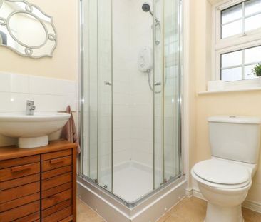 3 bedroom end of terrace house to rent - Photo 6