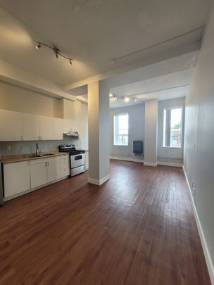 For Lease - 19 Dunlop Street Unit# 203, Barrie, Ontario - Photo 1
