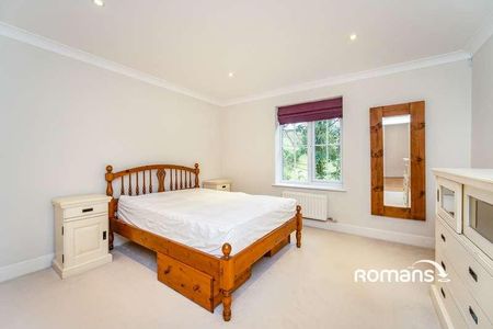 Fairways House, London Road, Ascot, SL5 - Photo 2