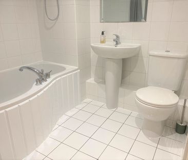 3 Little Neville Street - Photo 6