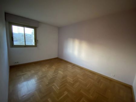 Location Appartement 3 pièces 67m² CAGNES SUR MER 06800 - Photo 3
